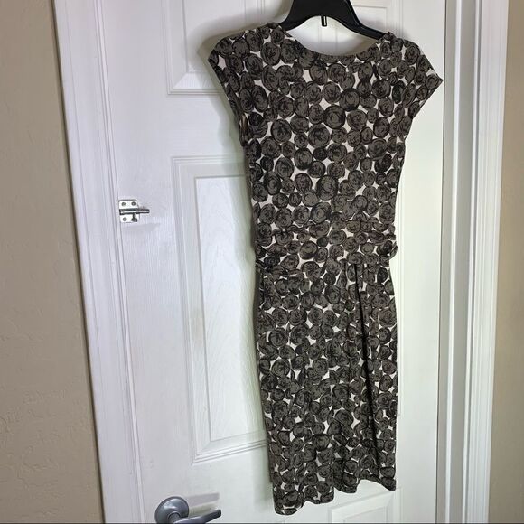 Banana Republic Scoop Neck Dress Size XS Charcoal Gray and Cream Color - Picture 4 of 10